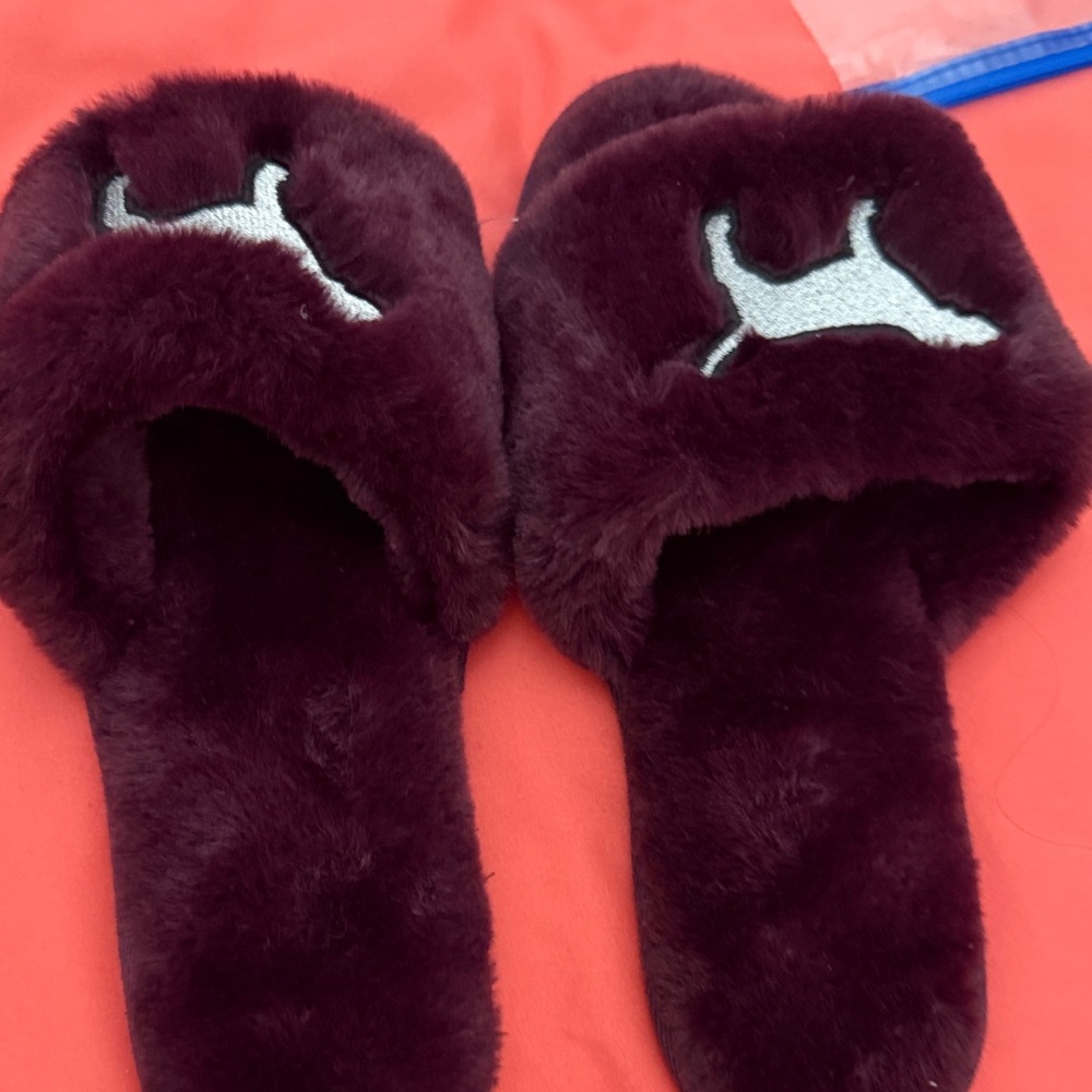 PINK Victoria's Secret Burgundy Slippers
